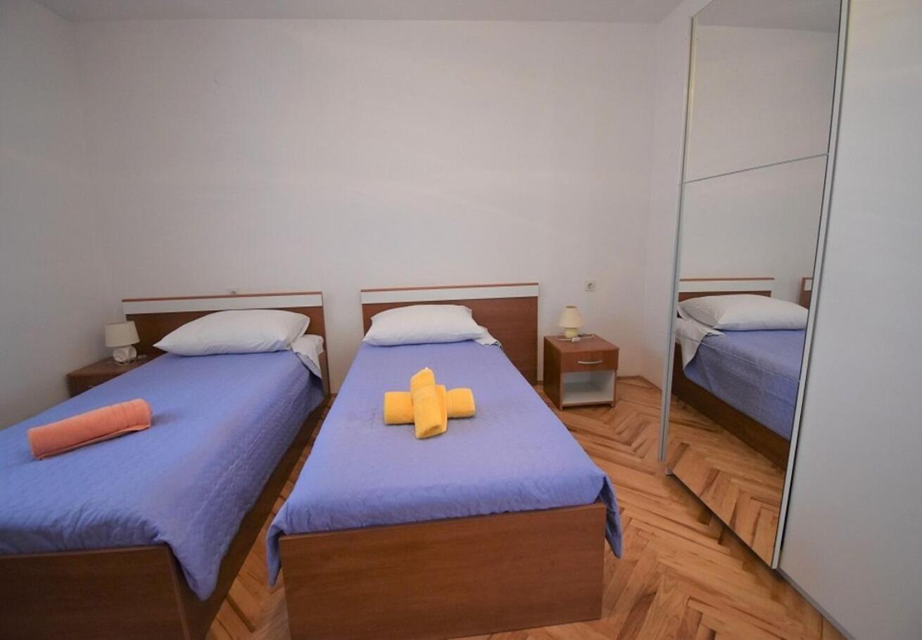 Holiday Home Branka - 80 M From Beach Vir Zewnętrze zdjęcie
